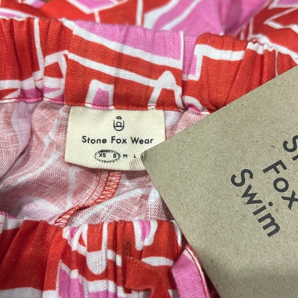 Stone Fox Swim Melba Loose Linen Short - Curaçao Print Size XS/S - Picture 3 of 3